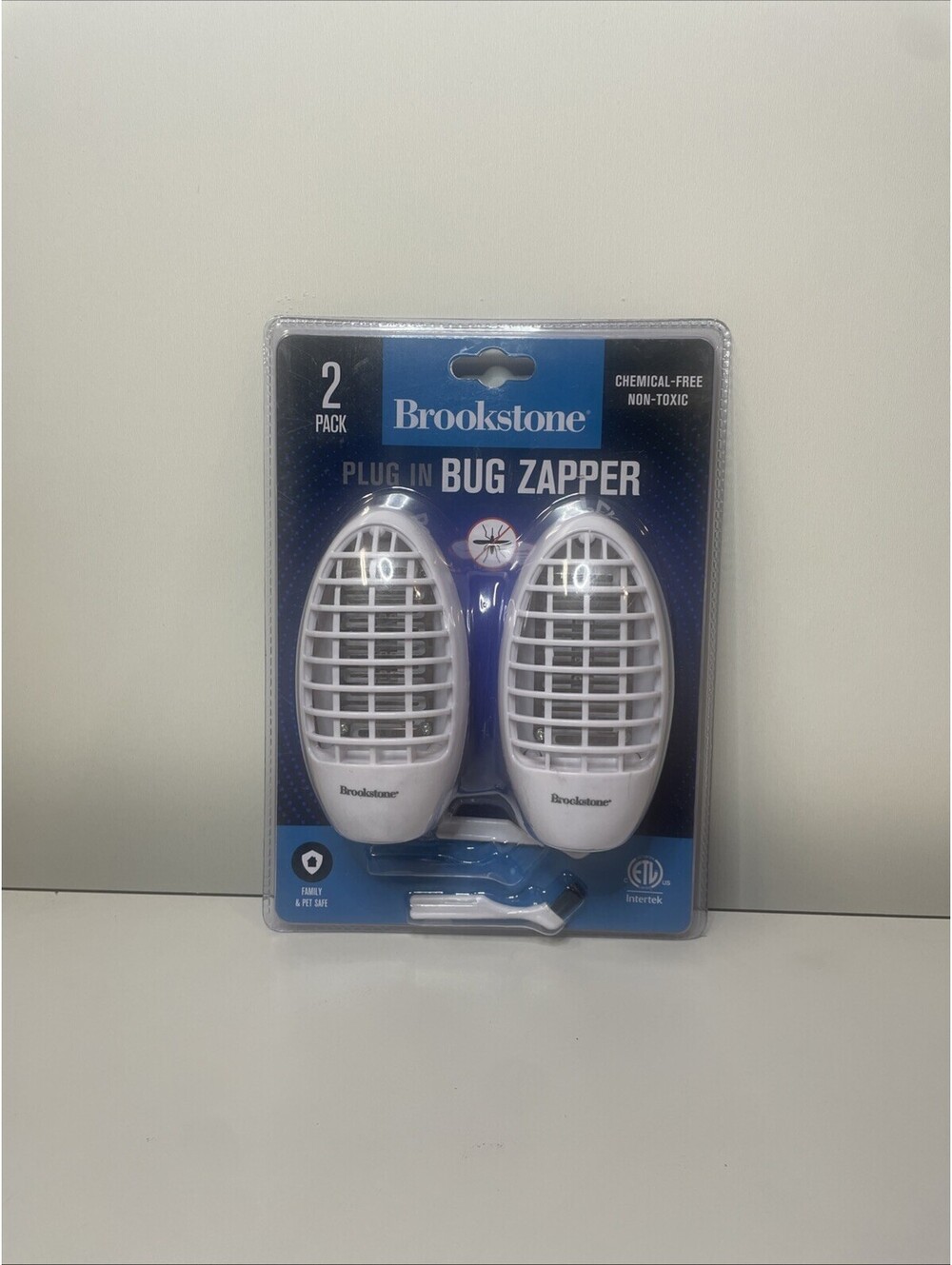 Brookstone Plug In Bug Zapper - Picture 1 of 4